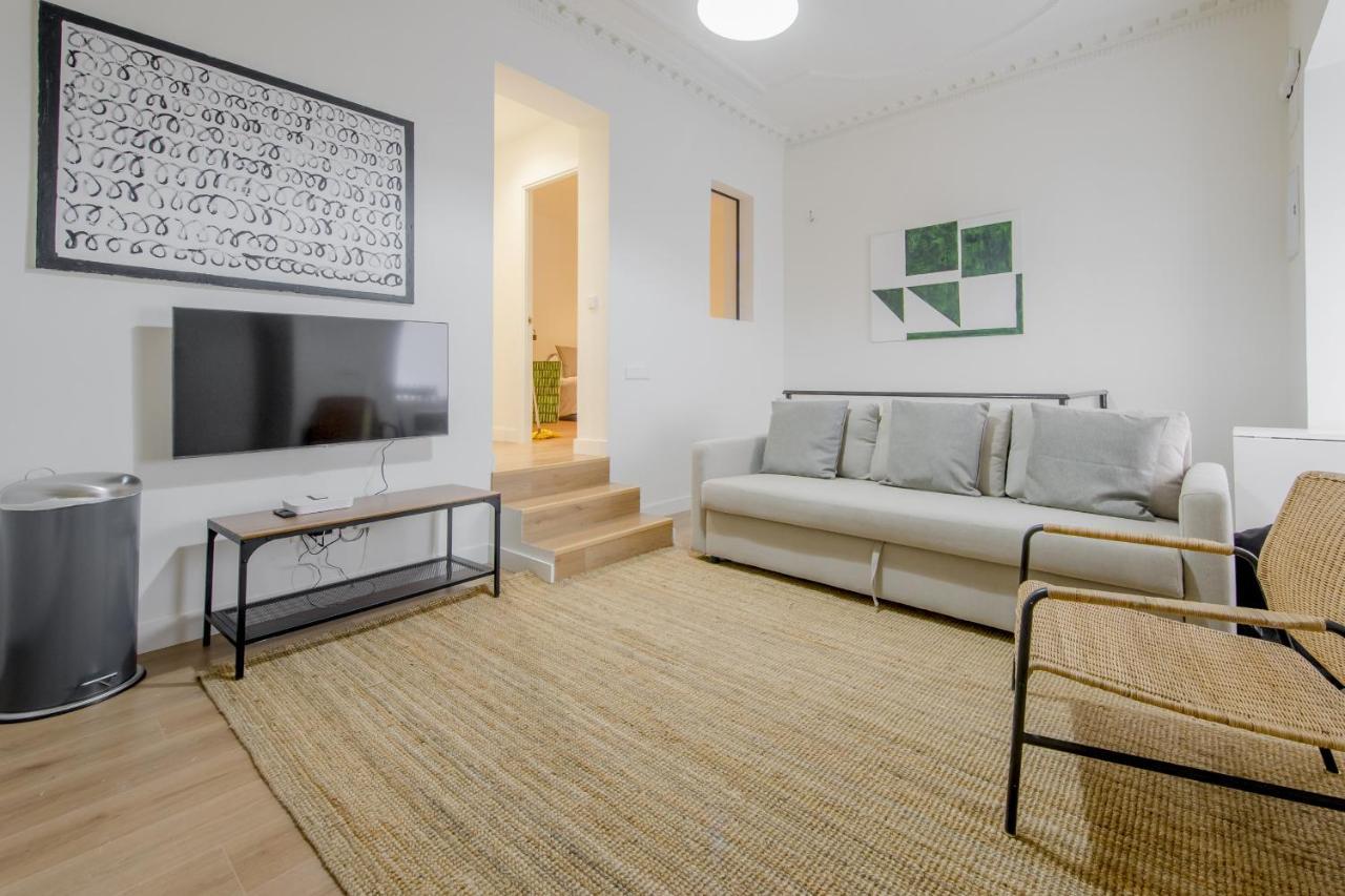 Modern Apt & Cool Interior Design En El Retiro Apartment มาดริด ภายนอก รูปภาพ